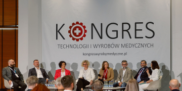 Dane, które łączą. Standardy, które leczą.